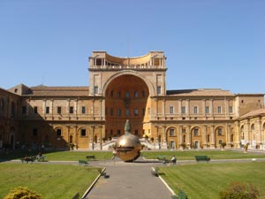 cortile della pigna